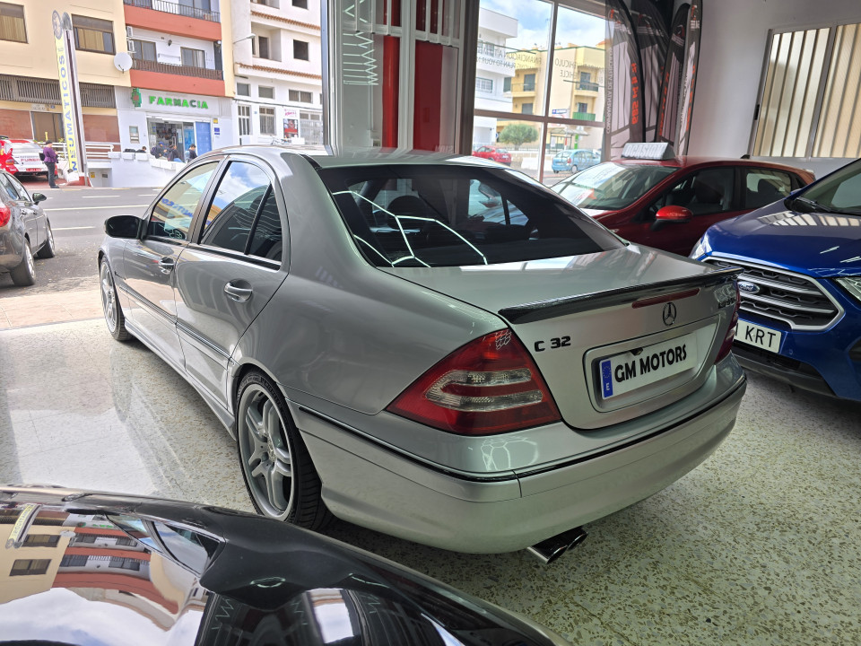 Mercedes C32 AMG V6 Compressor